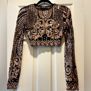Beautifully detailed Gold and black sequin top
